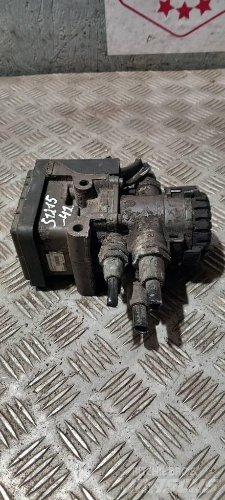 Scania R 440 1879275 Frenler