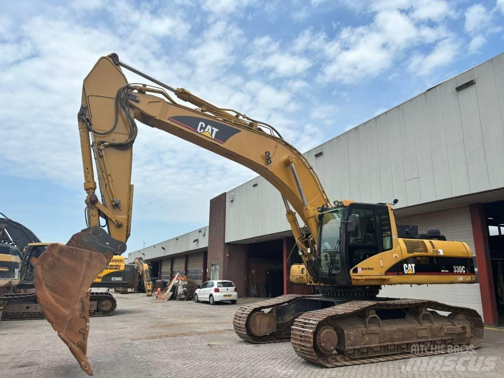 CAT 330 CL Paletli ekskavatörler