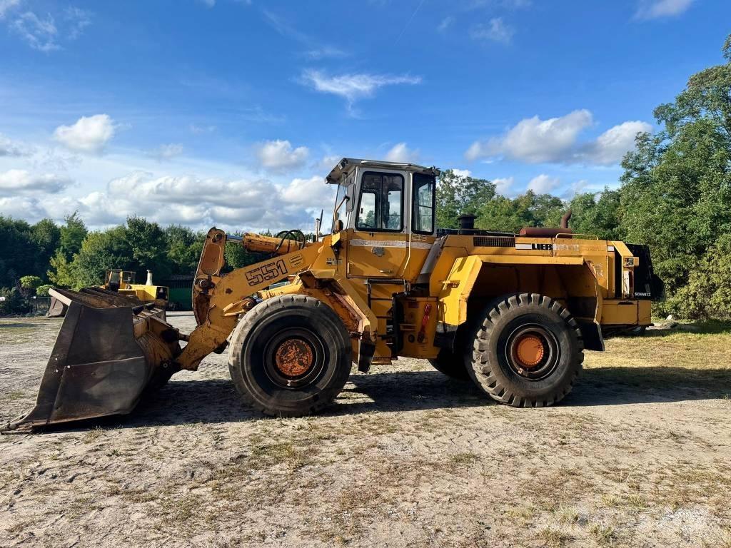 Liebherr L 551 Tekerlekli yükleyiciler