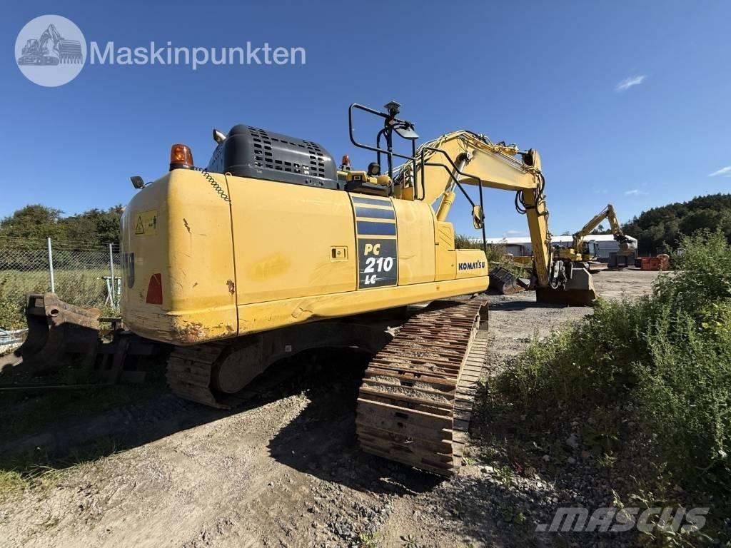 Komatsu PC 210 LC-11 Paletli ekskavatörler