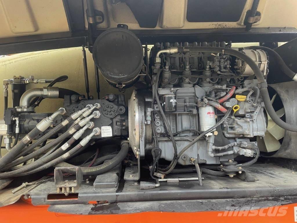 JLG 1250 AJP Körüklü personel platformları