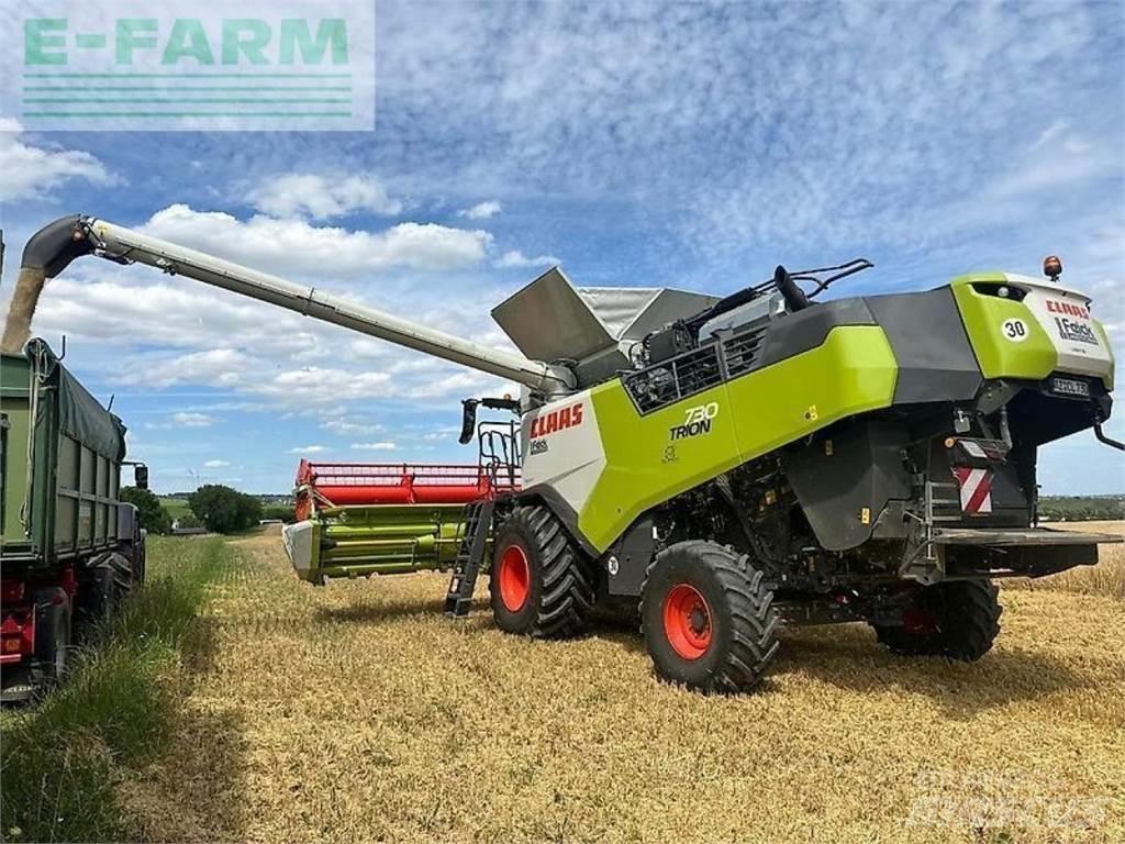 CLAAS trion 730 Biçerdöverler