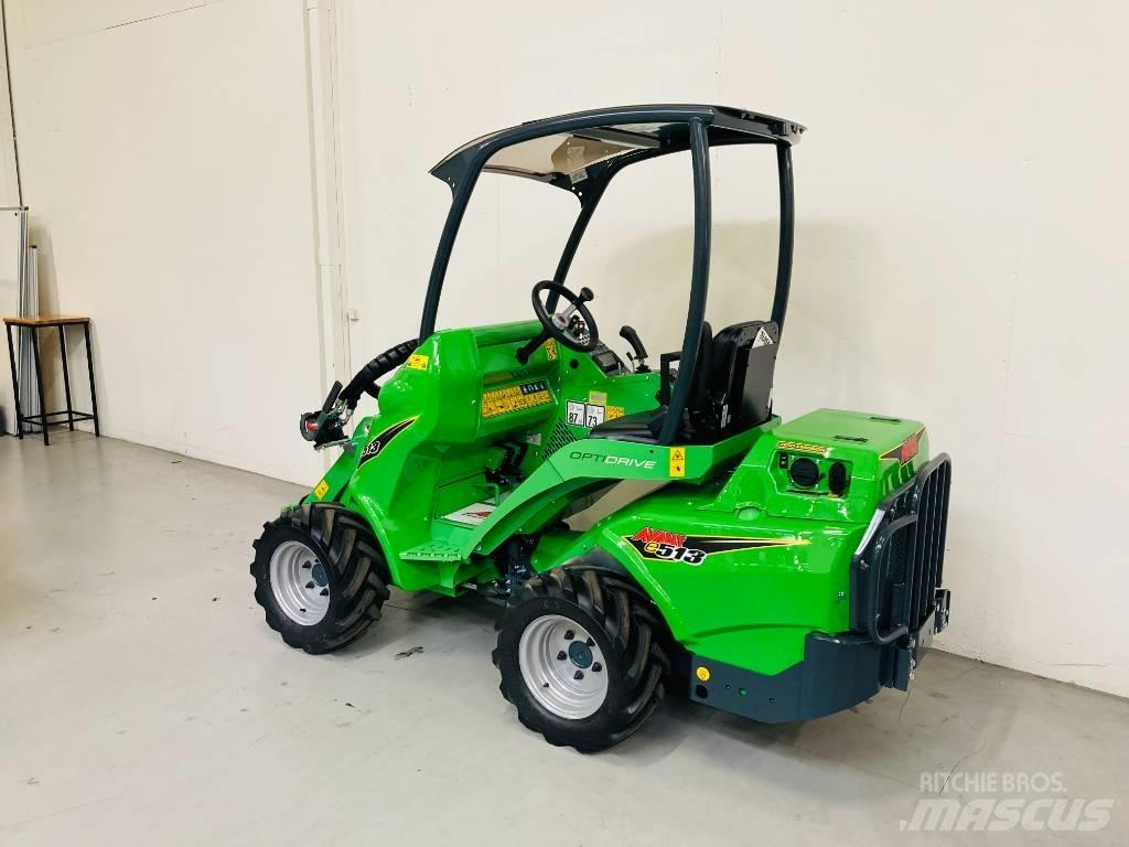 Avant E 513 Mini yükleyiciler