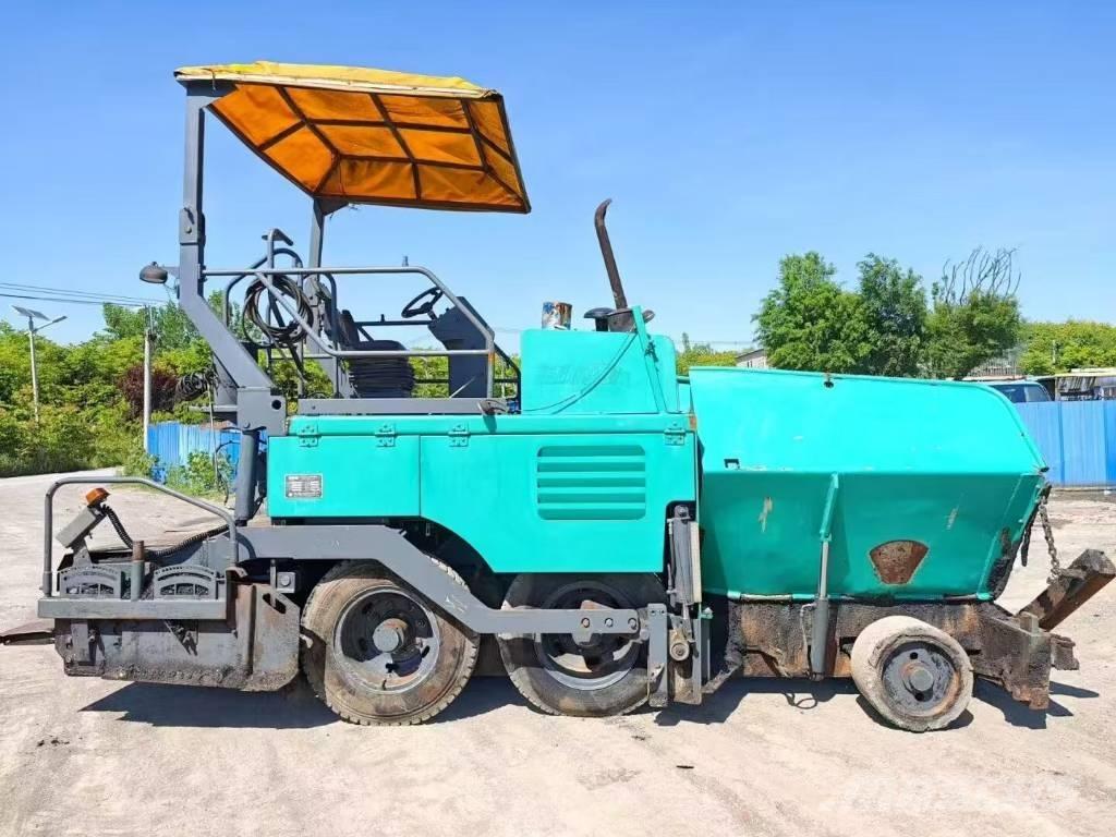 XCMG RP 453 L Asfalt sericiler