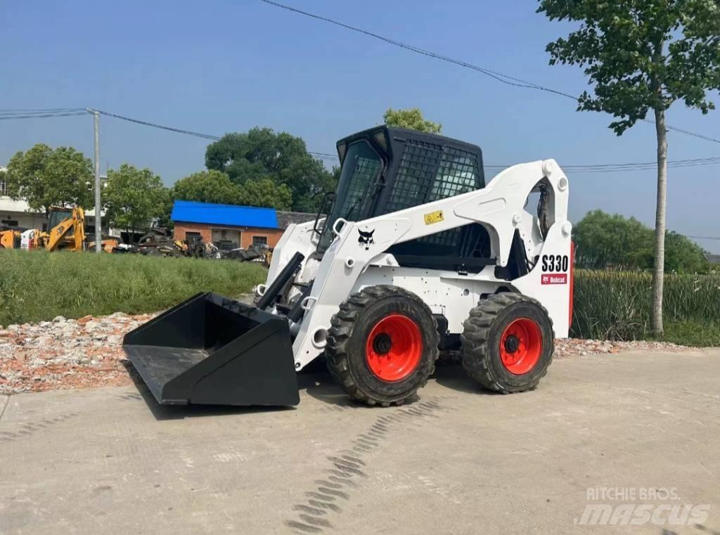Bobcat S 330 Skid steer loderler