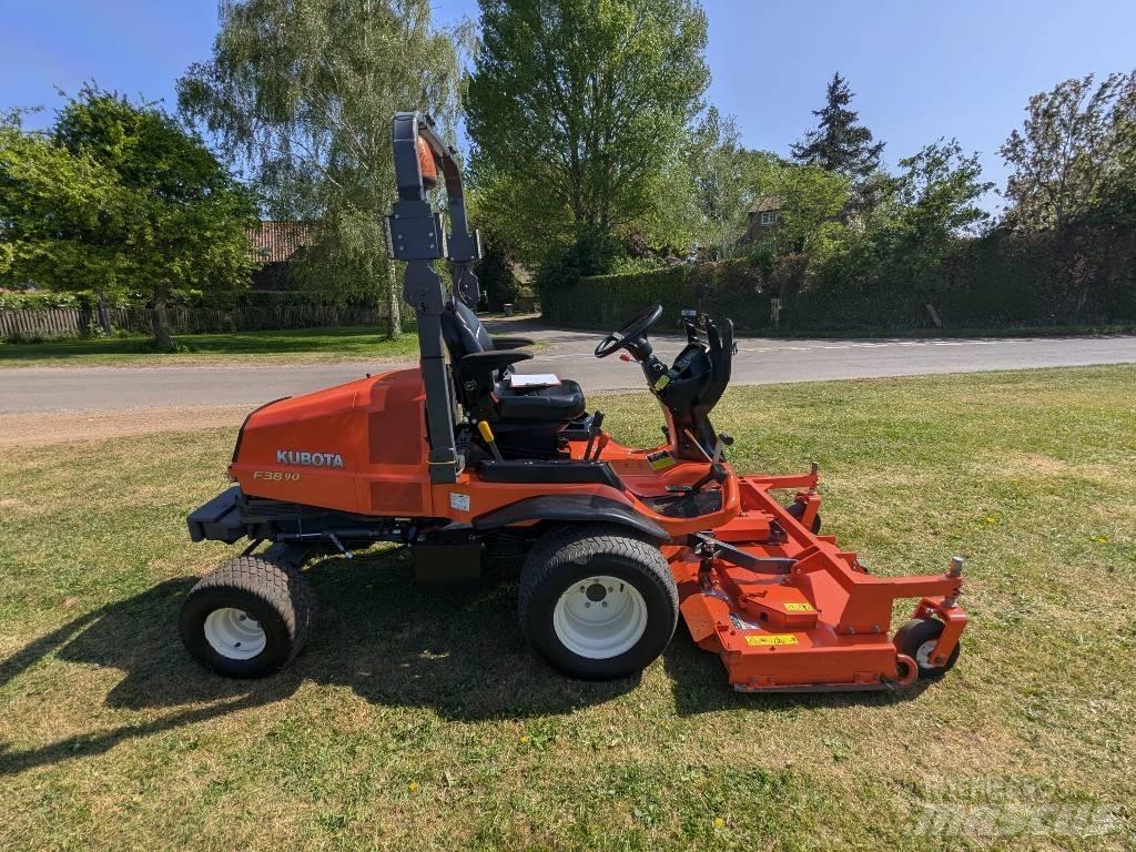 Kubota F 3890 Mobil çim biçme makineleri