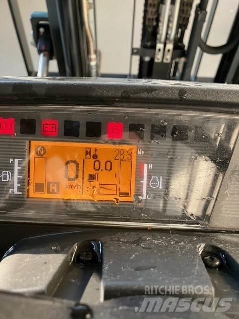 Mitsubishi FD25N3 Dizel forkliftler
