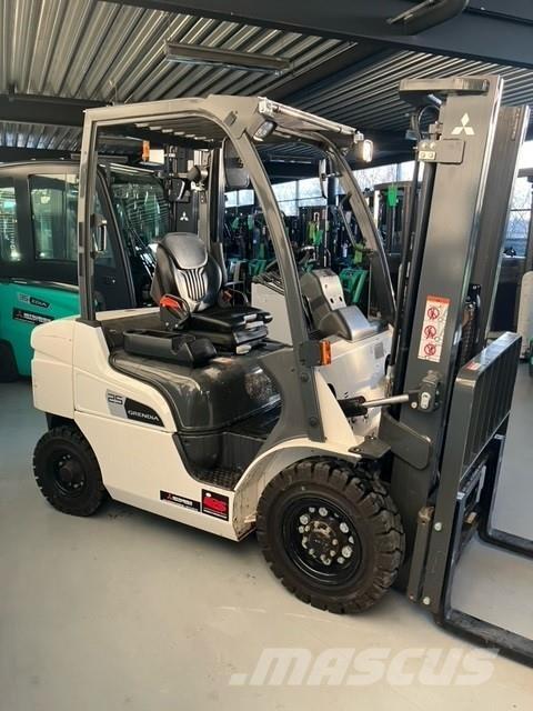 Mitsubishi FD25N3 Dizel forkliftler