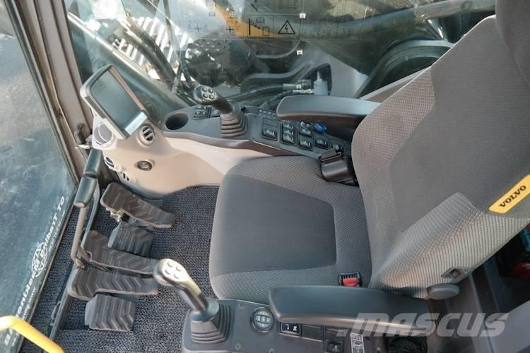 Volvo EC 380 D L Paletli ekskavatörler