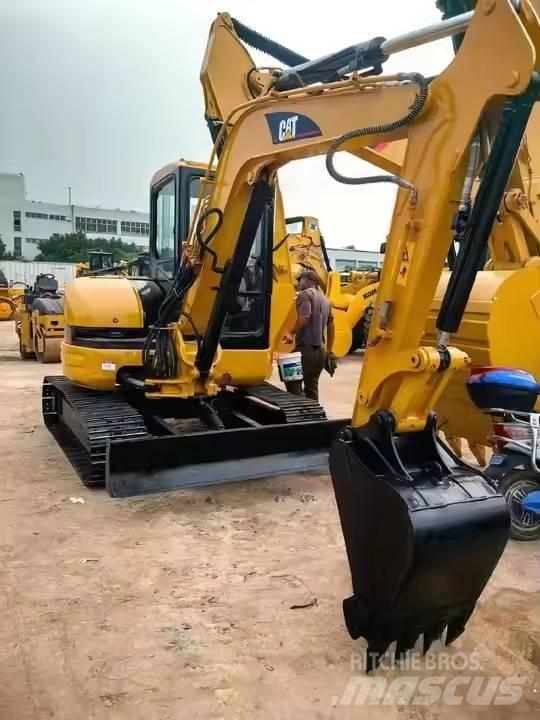 CAT CAT304CR Paletli ekskavatörler