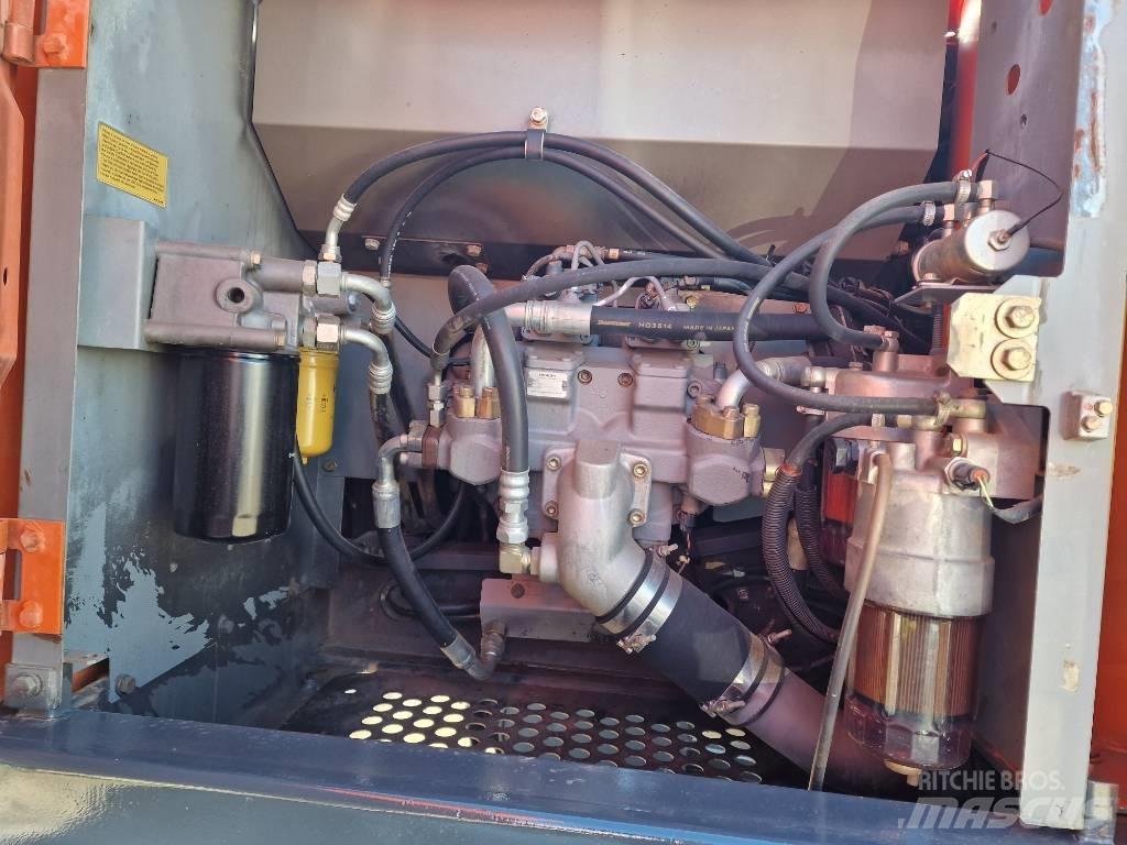 Hitachi ZX 210-3 Paletli ekskavatörler
