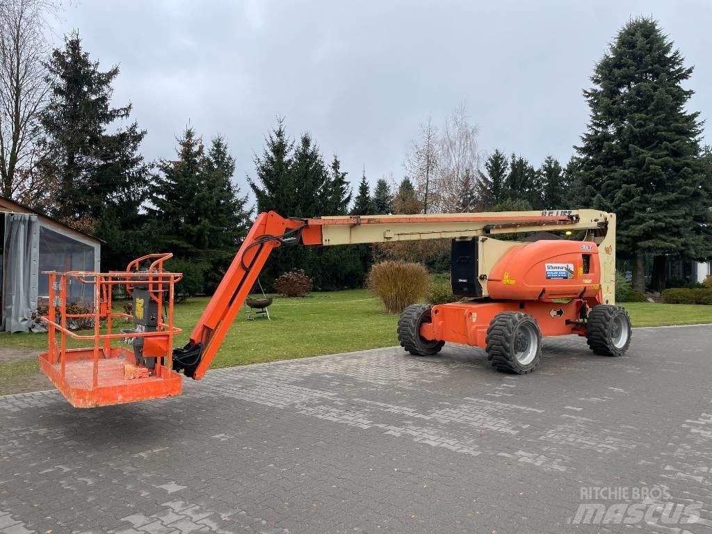 JLG 800 AJ Körüklü personel platformları