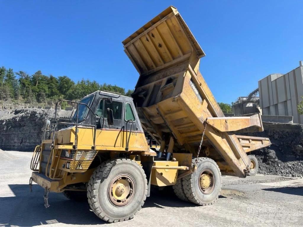 CAT 769 D Yol disi kaya kamyonu