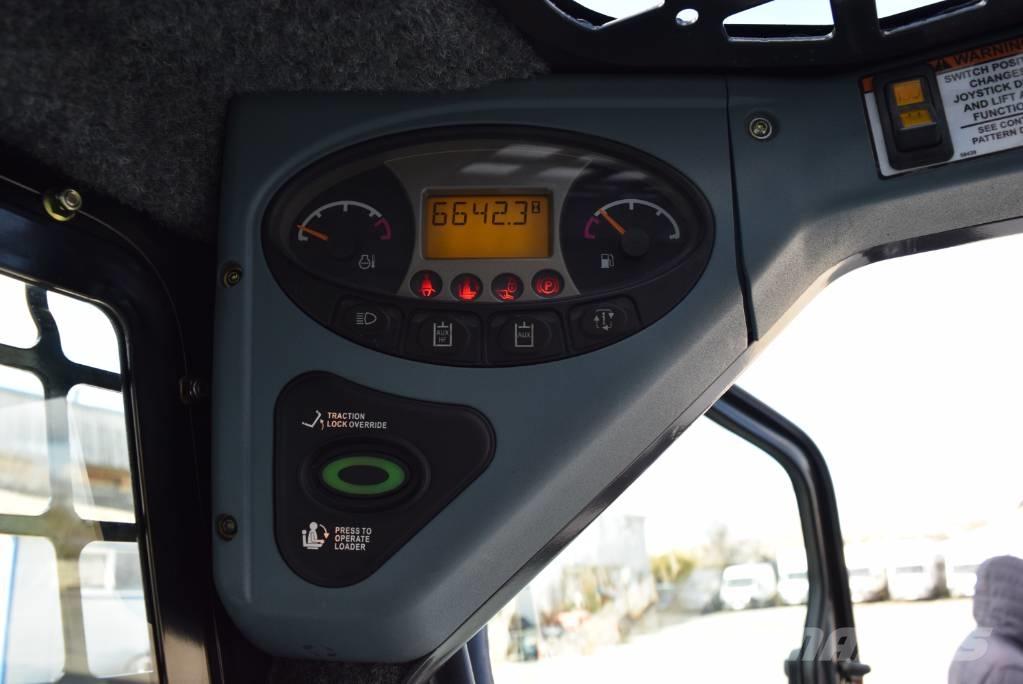 Bobcat S 220 Skid steer loderler