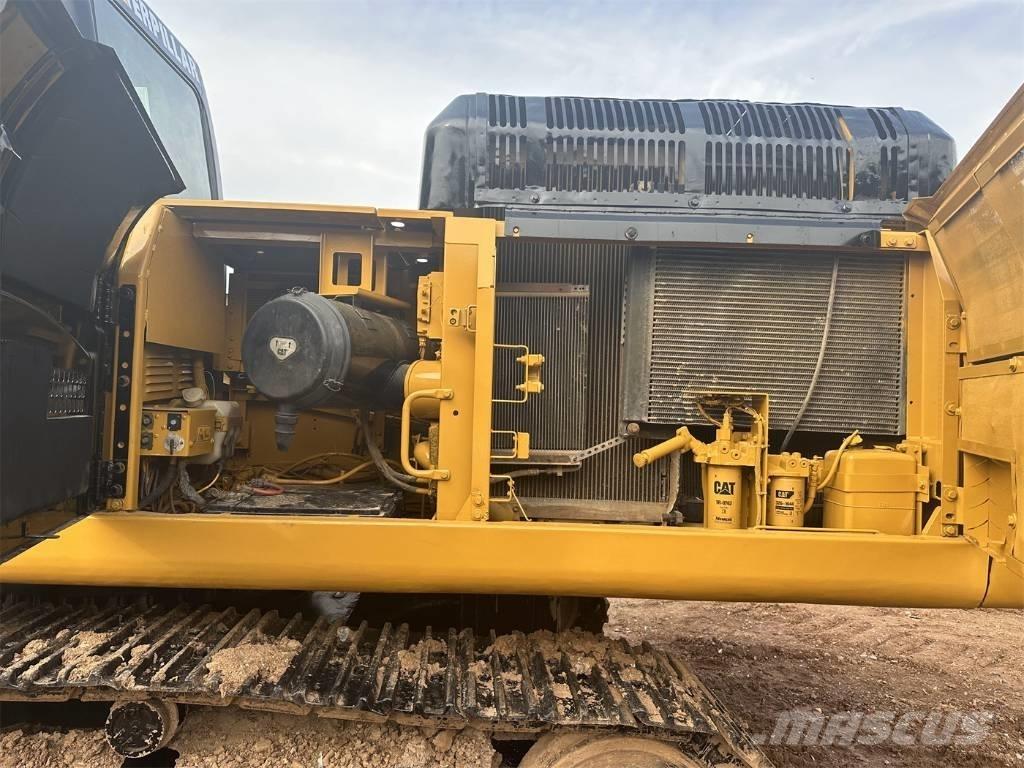 CAT 330DL Paletli ekskavatörler