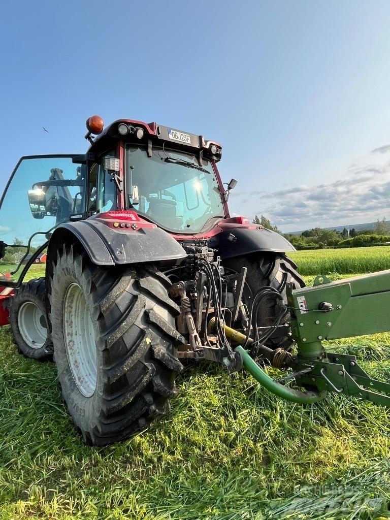 Valtra N155 Versu Traktörler