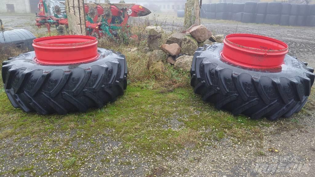 Fendt 724 Profi Plus Traktörler