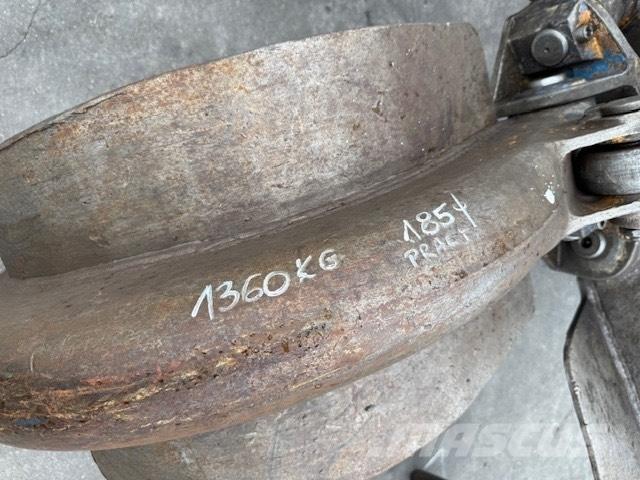 Liebherr A 924 C Polipler