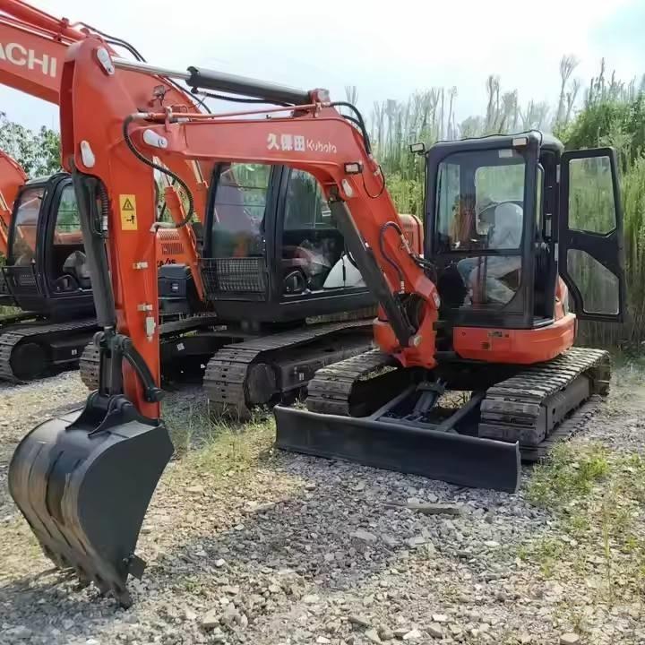 Kubota KX155 Mini ekskavatörler, 7 tona dek