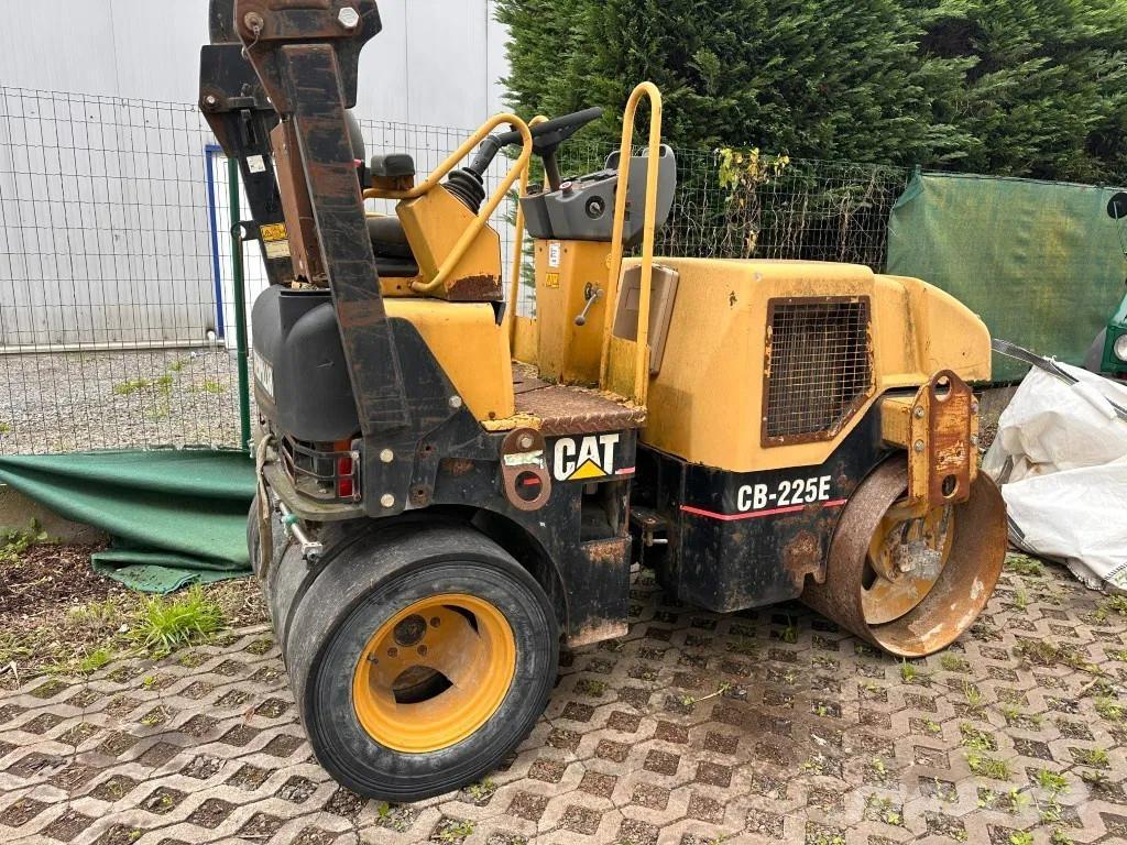 CAT CB-225E Diğer silindirler
