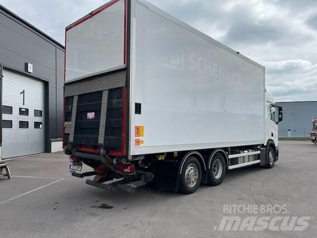 Scania R450B6X2*4NB Kapali kasa kamyonlar