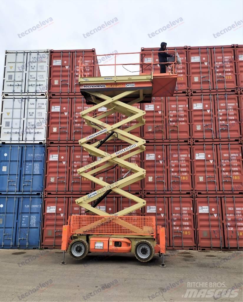 JLG M 4069 Makasli platformlar