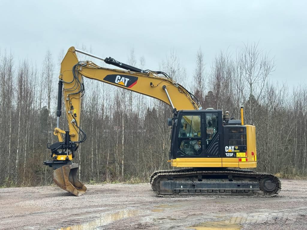 CAT 325 Paletli ekskavatörler