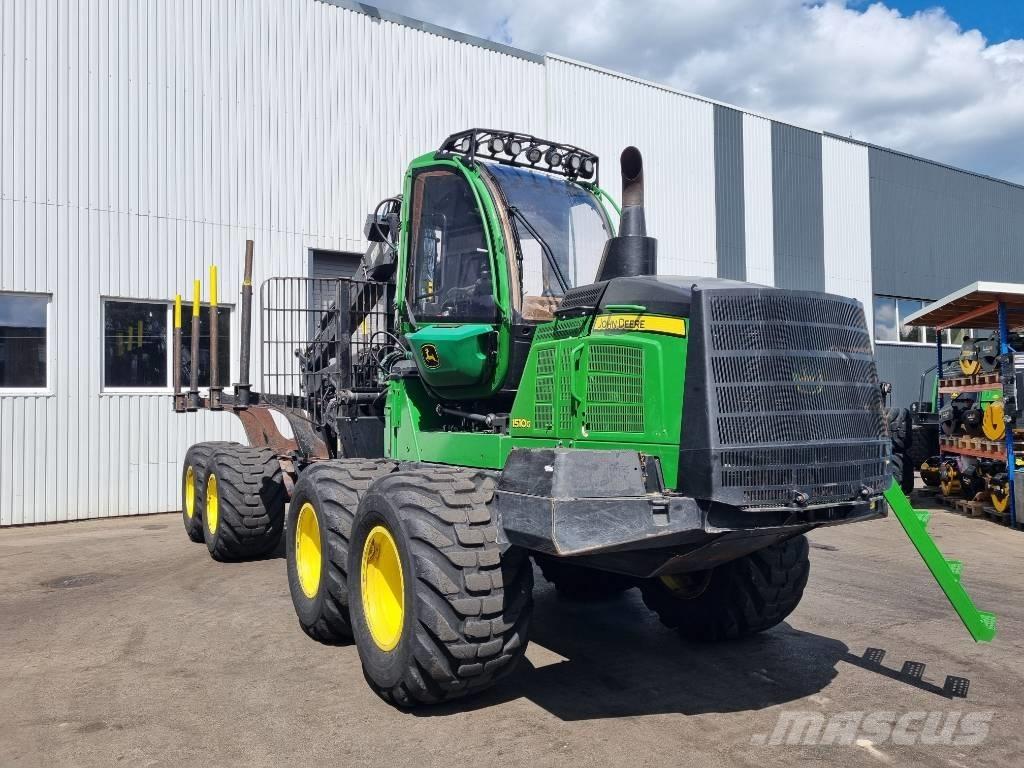 John Deere 1510G Tomruk yükleyici traktörler