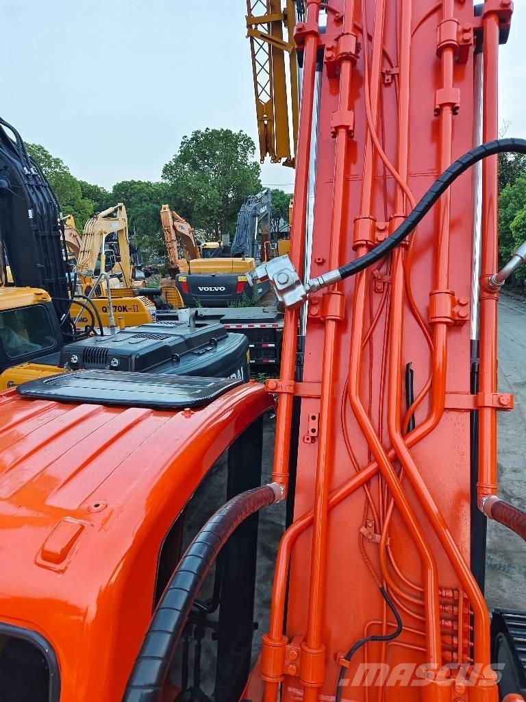 Doosan DX 300 LC Paletli ekskavatörler