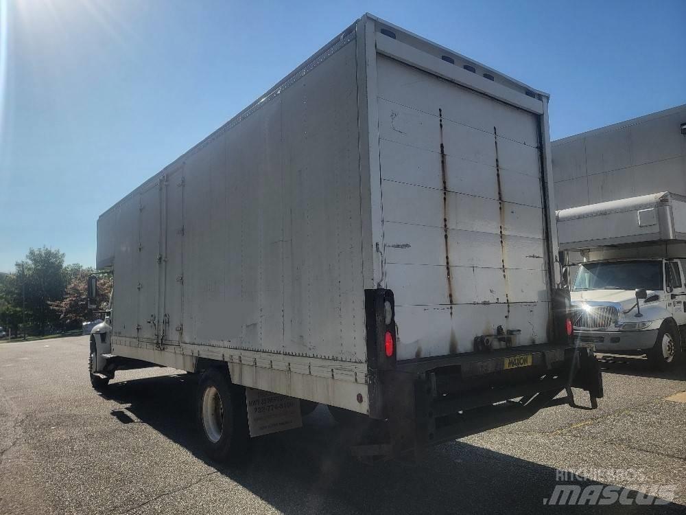 International 4300 Kapali kasa kamyonlar