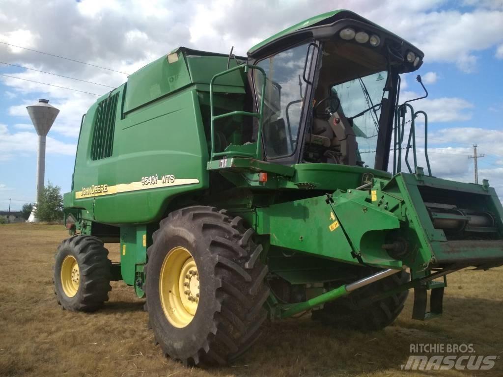 John Deere 9540 WTS Biçerdöver aksesuarlari