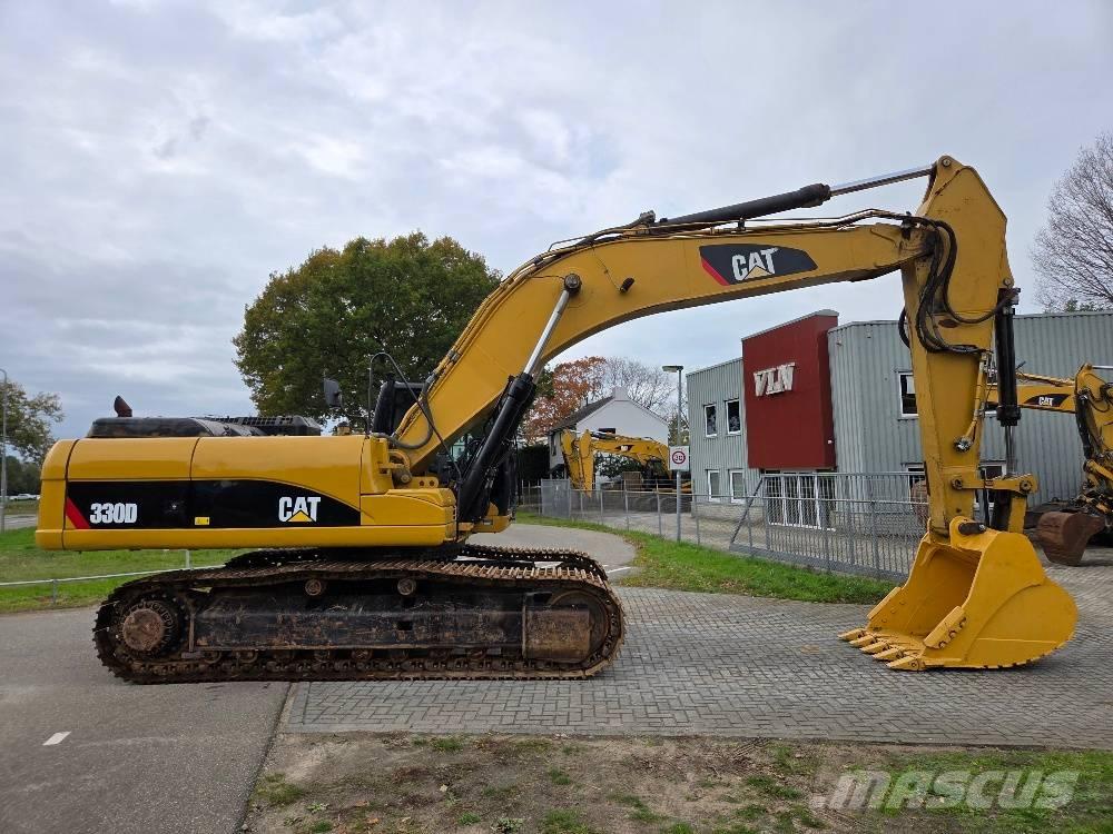 CAT 330DL Paletli ekskavatörler