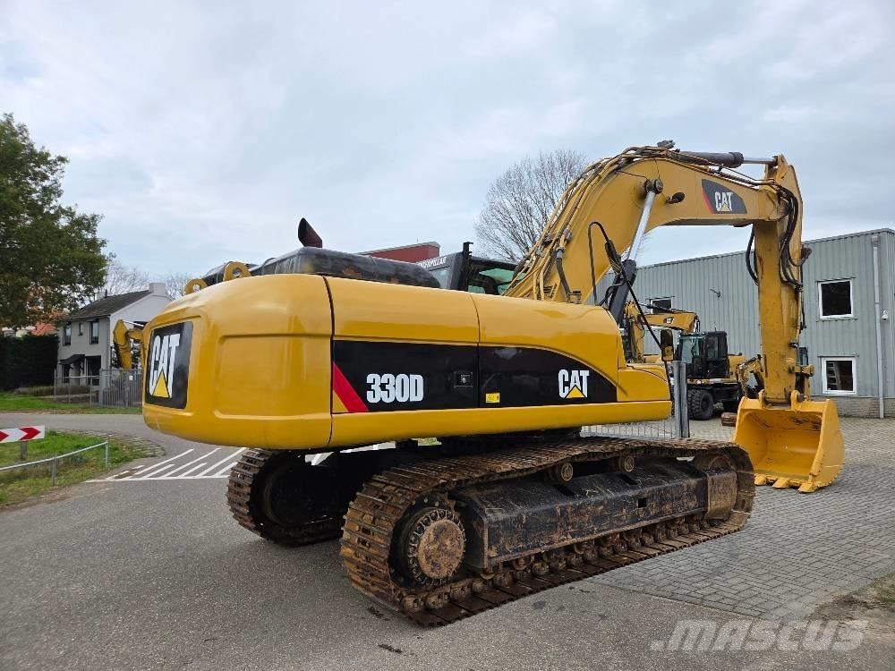 CAT 330DL Paletli ekskavatörler
