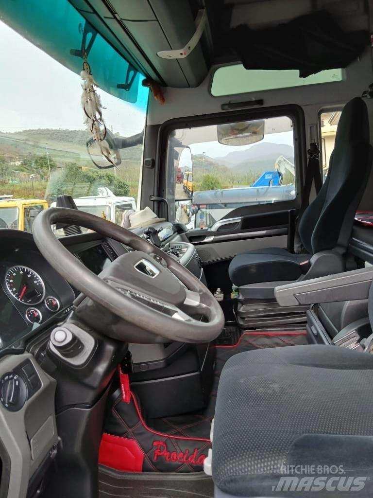MAN TGX 26.560 Düz Platformlu Oto Çekiciler/vinçli kamyonlar