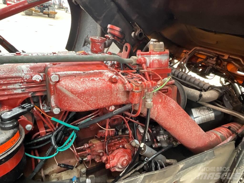Iveco 135E 18 4X4 Kapali kasa kamyonlar