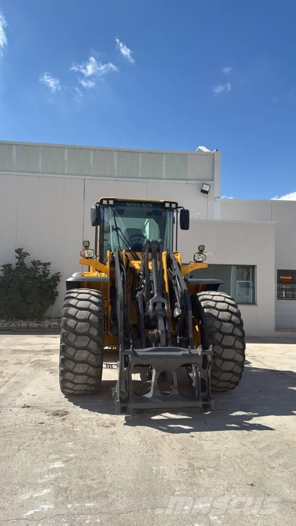 Volvo L 110 F Tekerlekli yükleyiciler