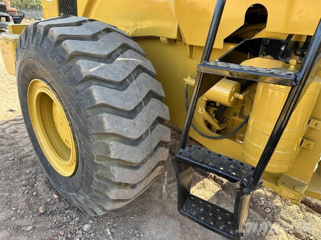CAT 966 G Tekerlekli yükleyiciler