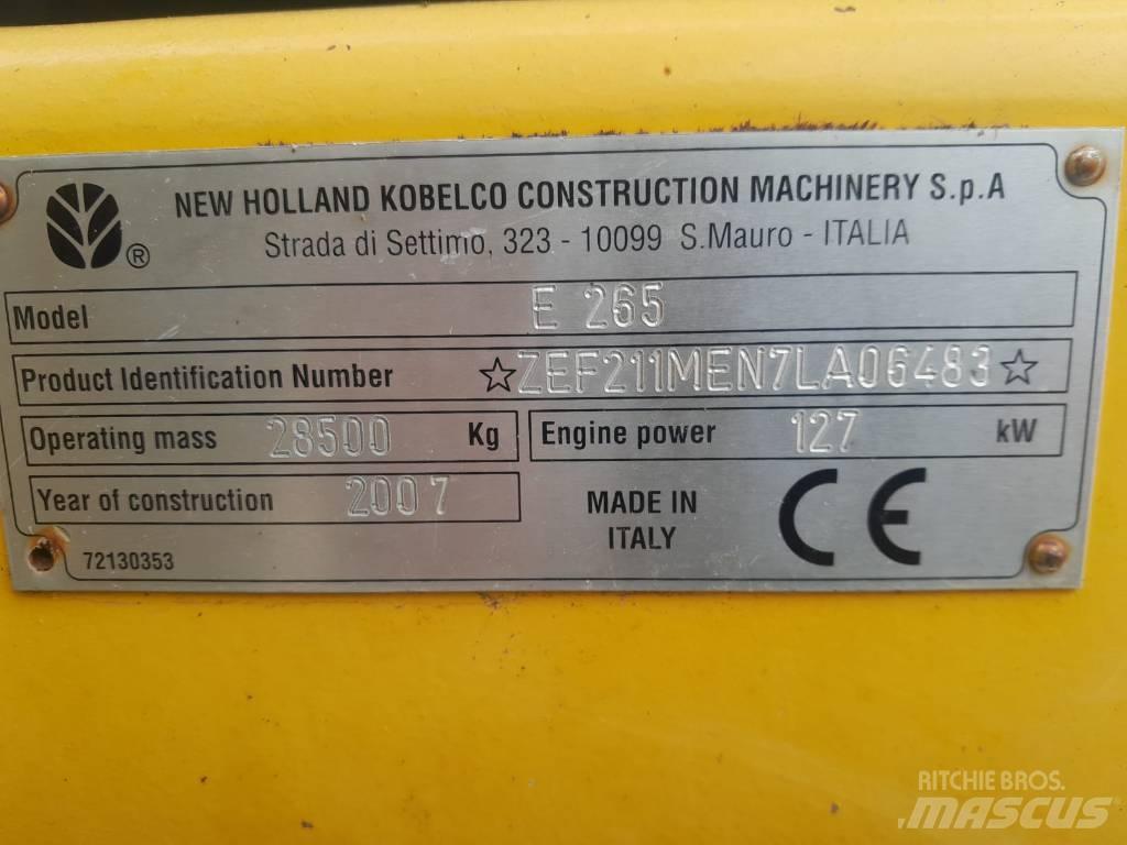 New Holland E 265 Paletli ekskavatörler