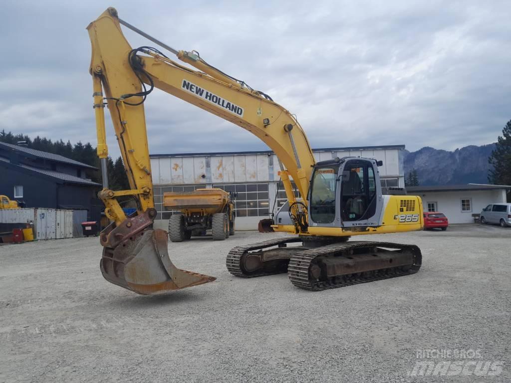 New Holland E 265 Paletli ekskavatörler