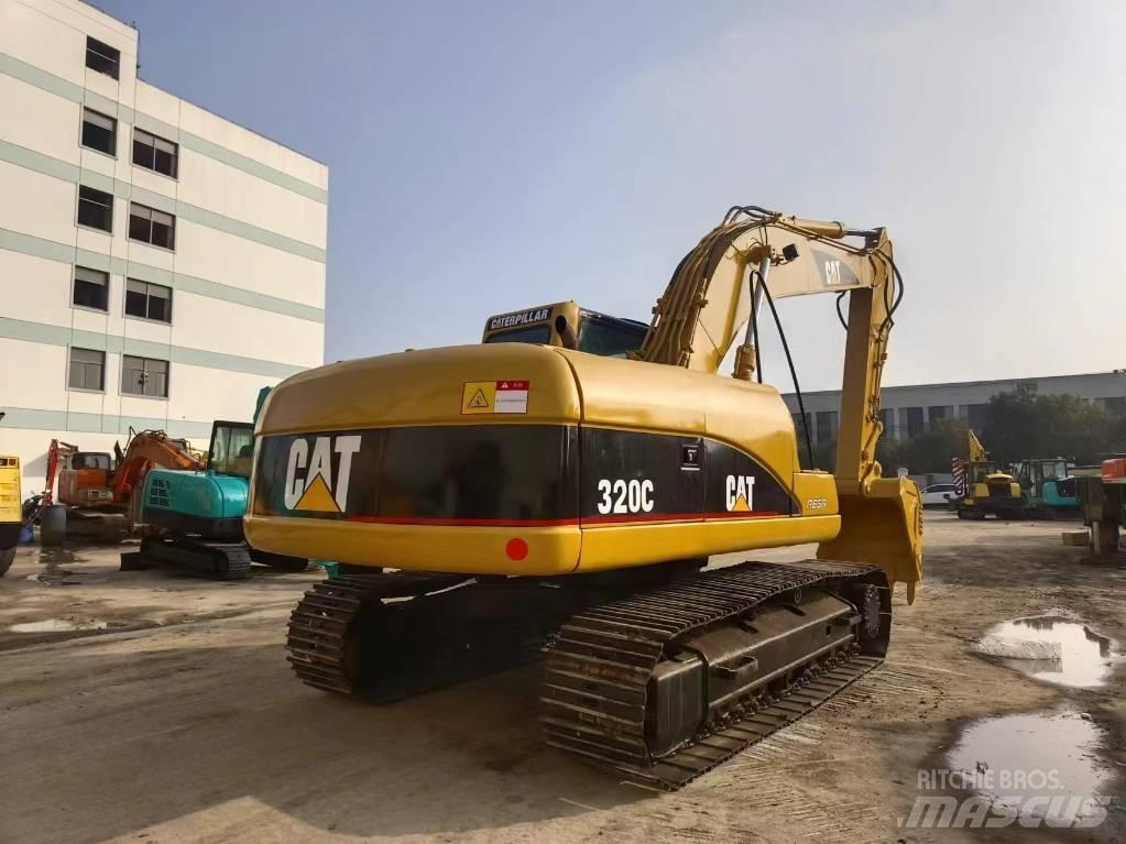 CAT 320 C Paletli ekskavatörler