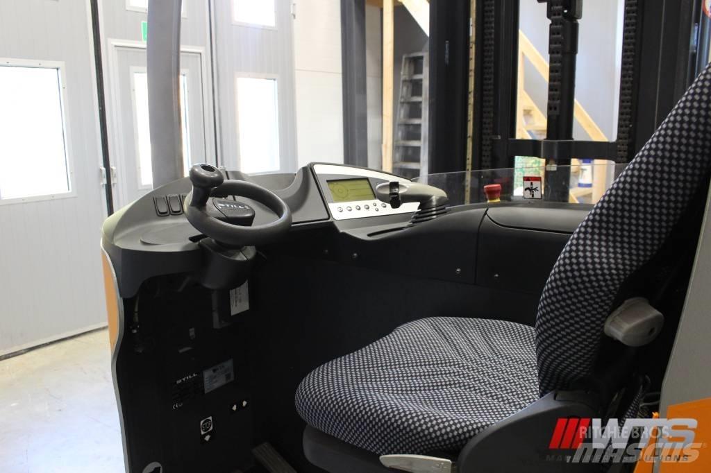 Still FMX17 Reach truck - depo içi istif araçları