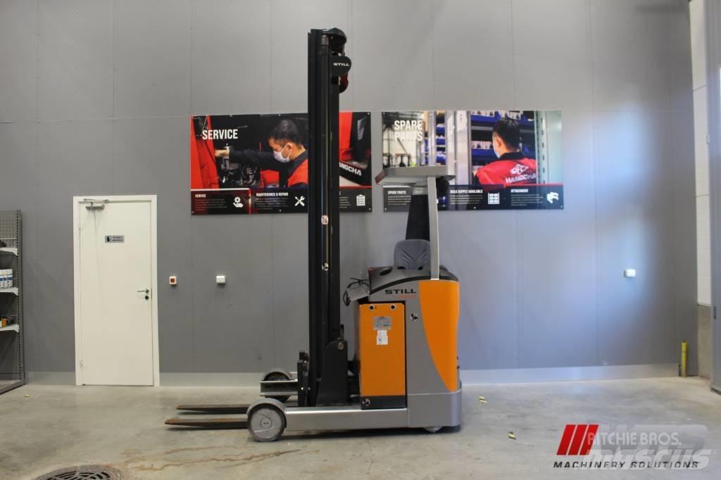 Still FMX17 Reach truck - depo içi istif araçları