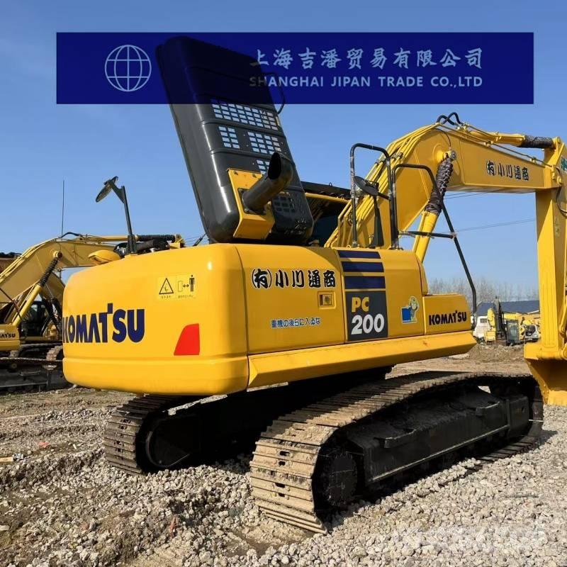Komatsu PC 200 Paletli ekskavatörler