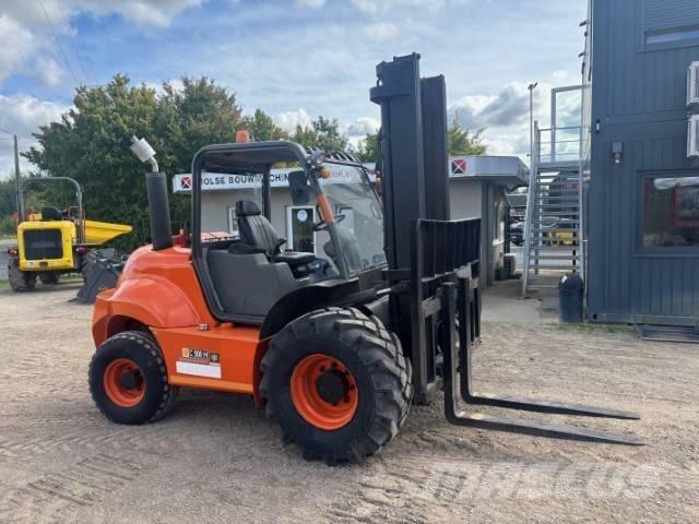 Ausa C 500 H X4 Arazi tipi forklift