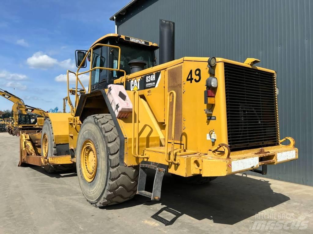 CAT 824H Tekerlekli dozerler