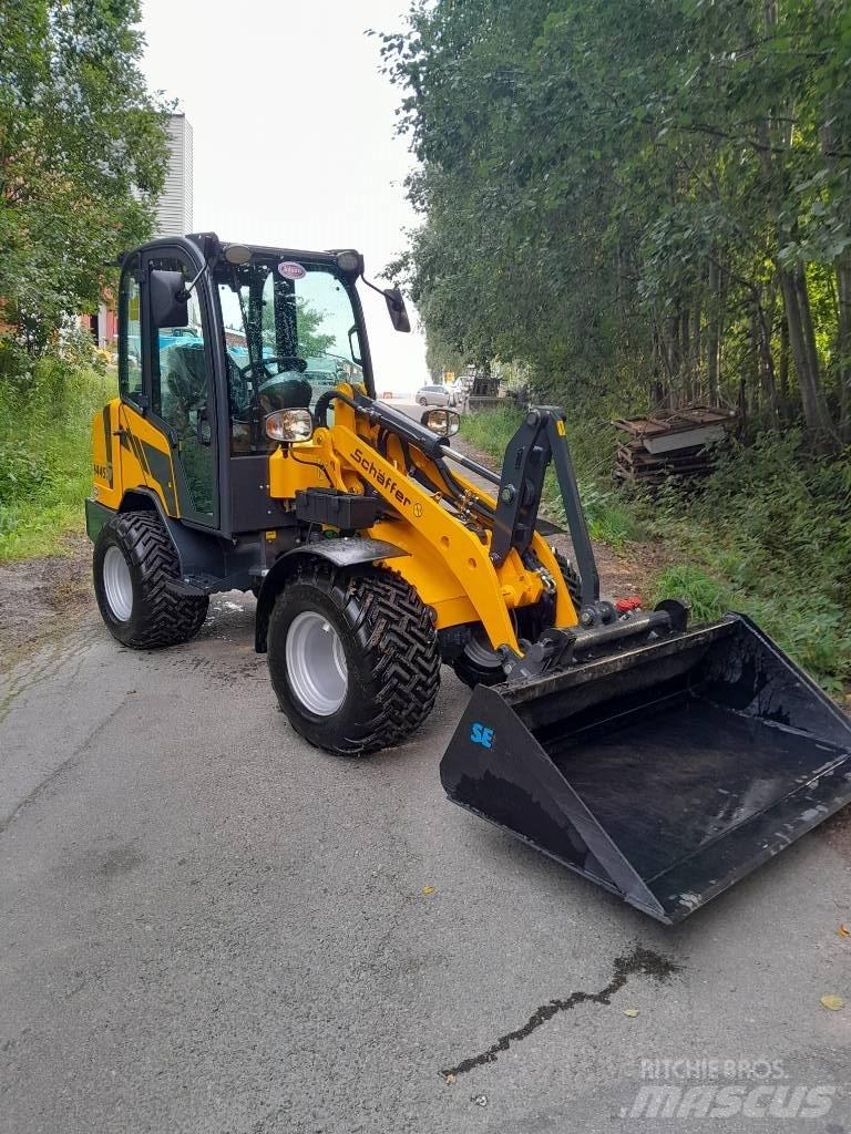 Schäffer 2445s Skid steer loderler