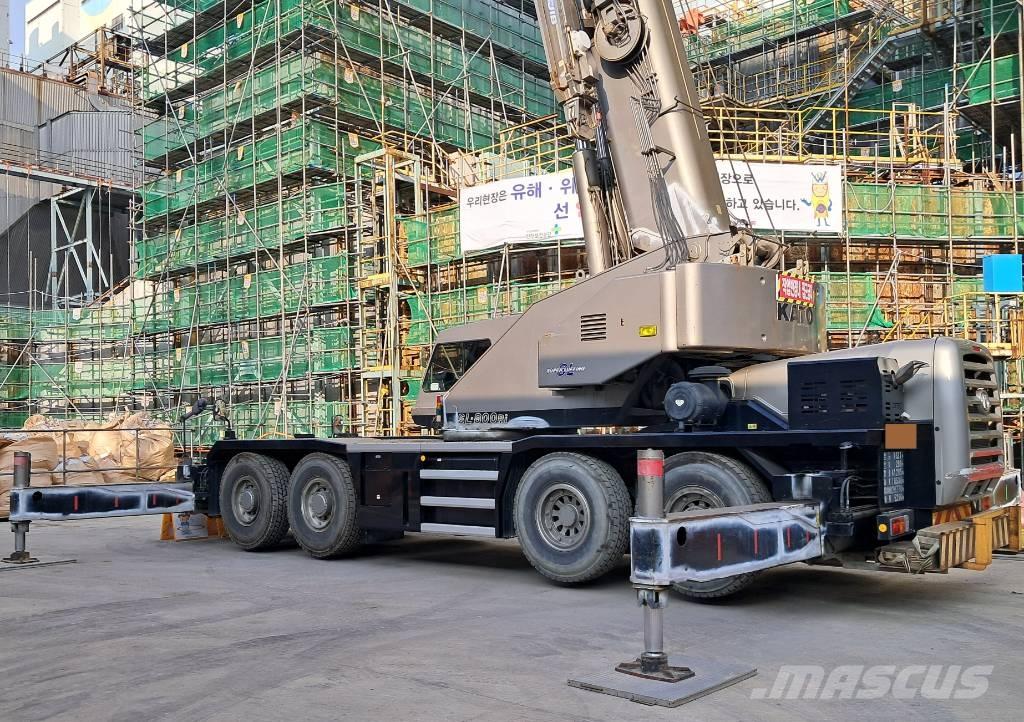 Kato KR-75H Arazi Tipi Vinçler (RT)