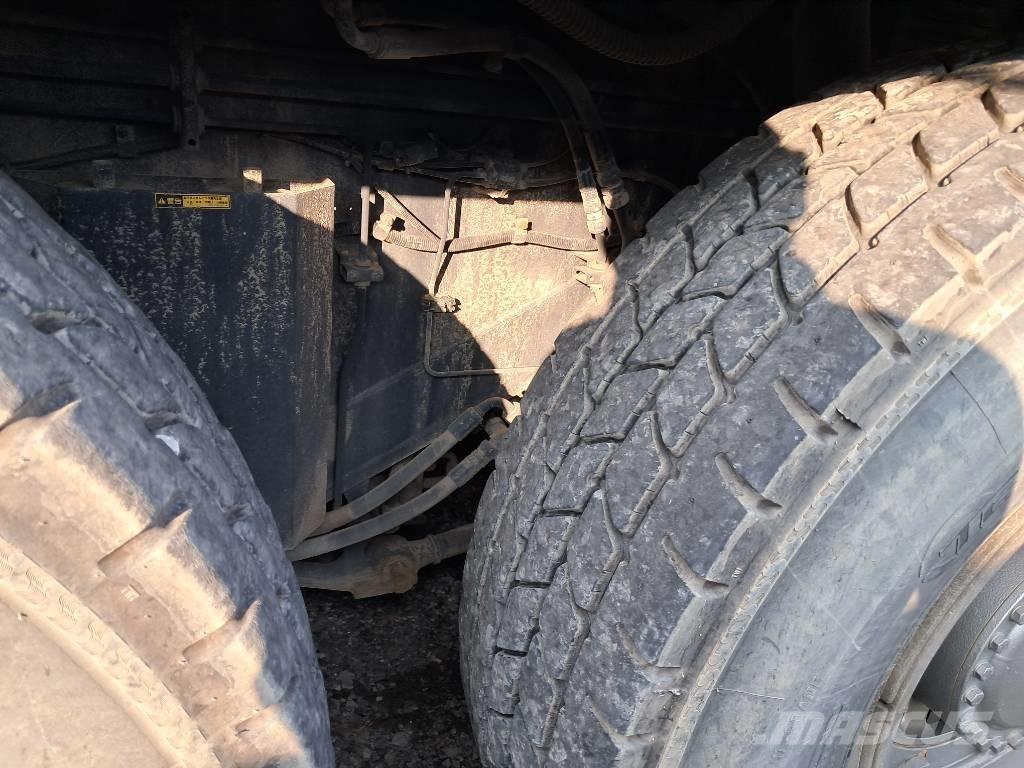 Kato KR-75H Arazi Tipi Vinçler (RT)