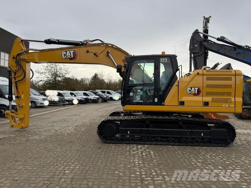 CAT 323-07 Paletli ekskavatörler