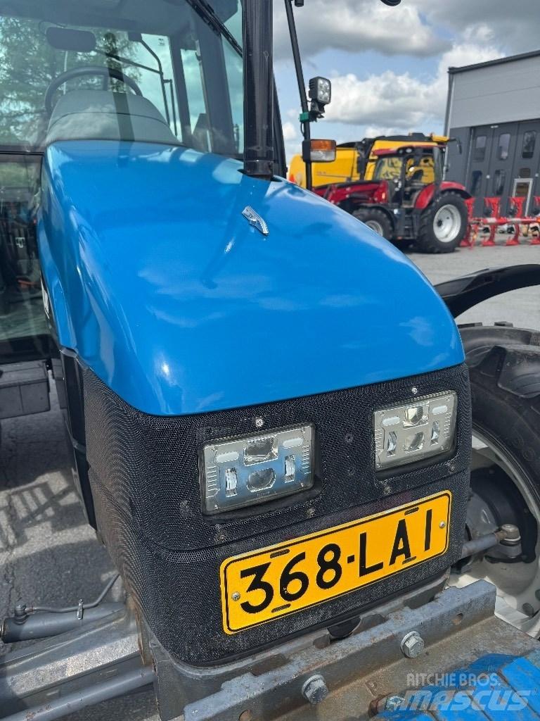 New Holland 5635 Traktörler